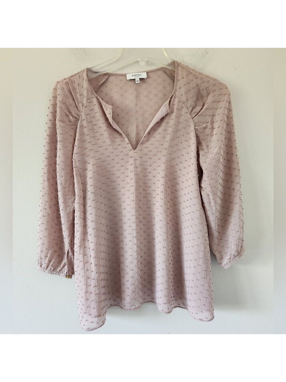 ARITZIA | Babaton Augusta Silk Blouse Swiss Dot Split Crewneck Pink Sz XS